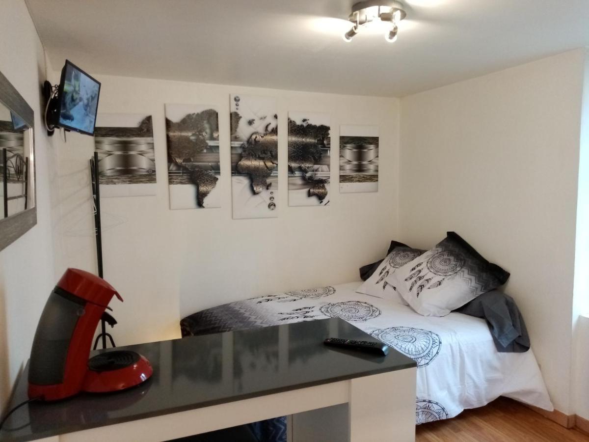 Studio 10 Avec Wifi Лимож Екстериор снимка